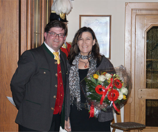 Fahnenpatin Hannelore Kofler